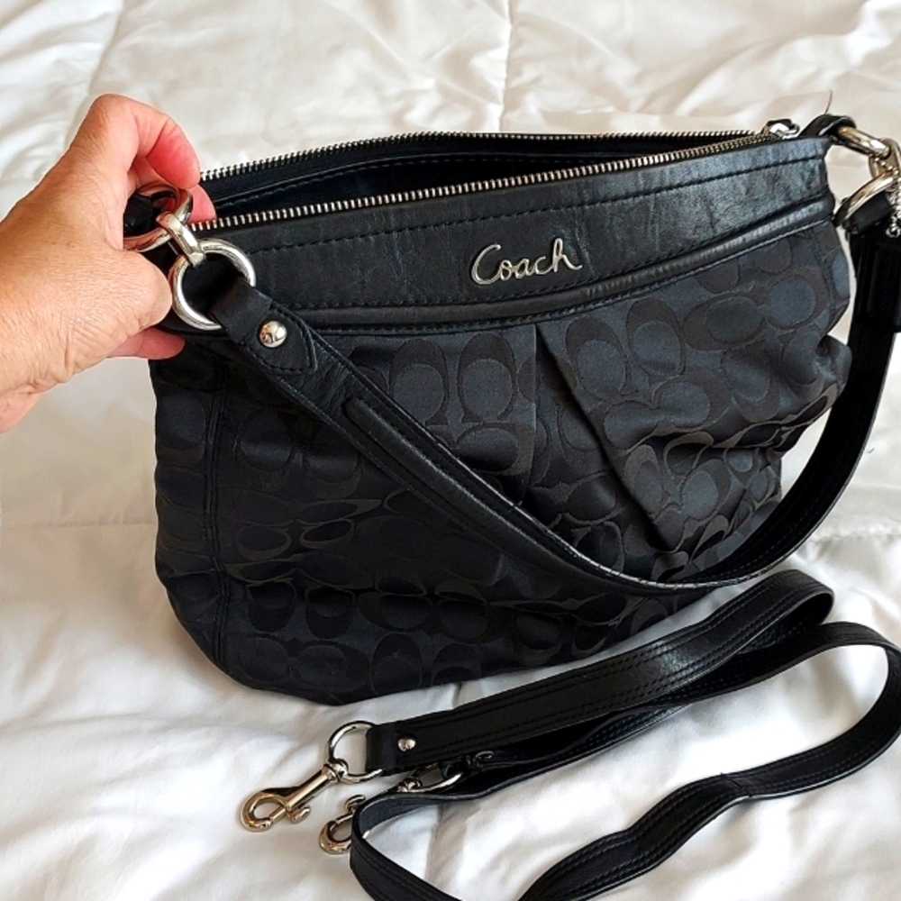 Coach shoulder & crossbody bag black